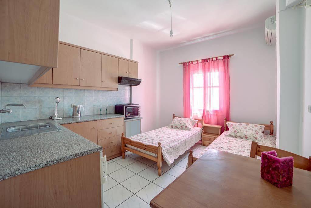 Thalia Apartments Fira  Extérieur photo